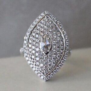 💞Large Marquis Shiny CZ Royal Court Noble Silver Vintage RingUNVN12006